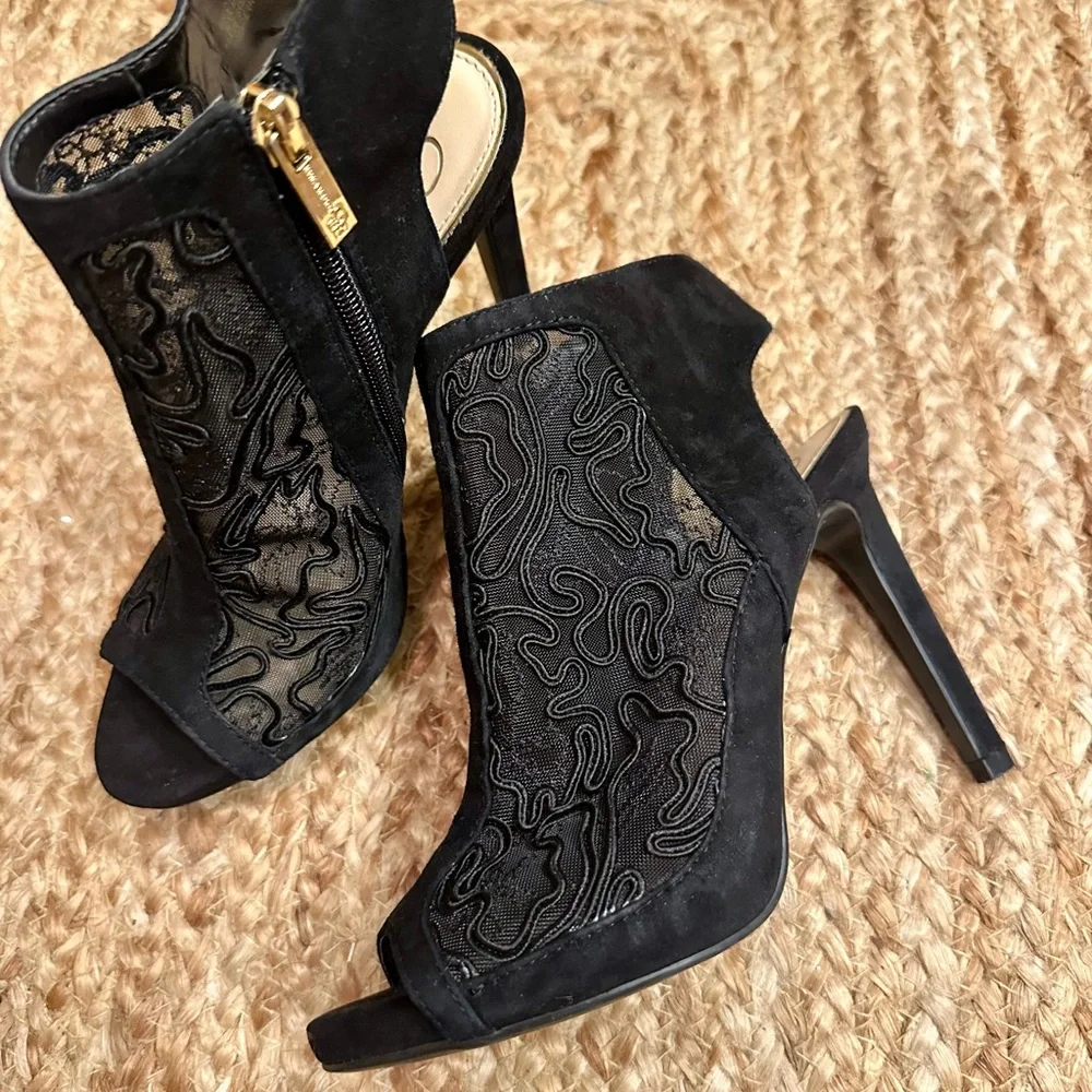 Jessica Simpson Black Lace Peep-Toe Heels - Picture 1 of 7